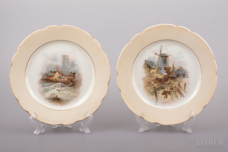 pair of plates, trading house "Alexander Nicolaiewitsch Dugin", Orel, porcelain, Russia, Ø 17.9 cm
