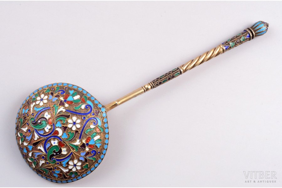 spoon, silver, 84 standard, 69.5 g, cloisonne enamel, gilding, 18.5 х 6 cm, handicraft institution of Mikhail Alexandrov, 1898 - 1907, Moscow, Russia