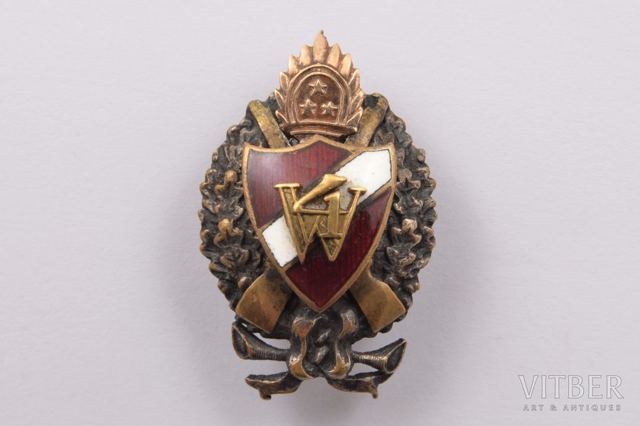 миниатюрный знак, 4-й Валмиерский пехотный полк, Латвия, 30-е годы 20-го века, 30 х 19.4 мм