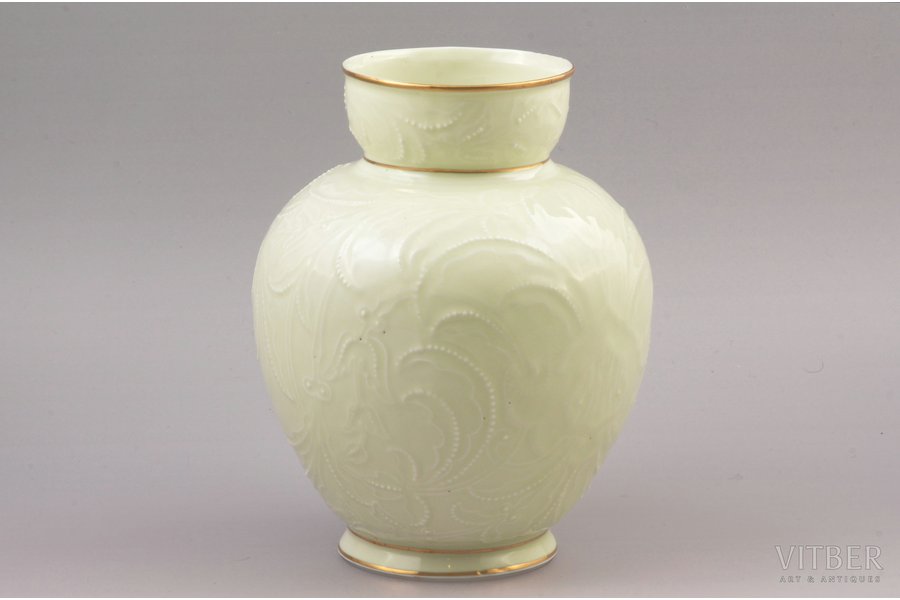 vase, "Primavera" glaze, porcelain, J.K. Jessen manufactory, Riga (Latvia), the 30ties of 20th cent., 18 cm, first grade