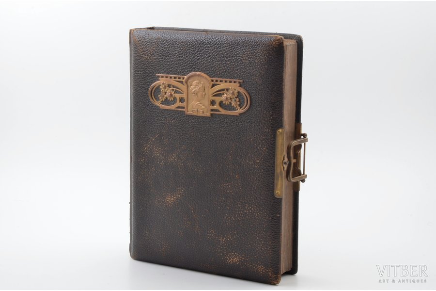 photo album, Art Nouveau, three sided gilded edge, metal, leather, the beginning of the 20th cent., 25.5 x 19.5 x 6.3 cm