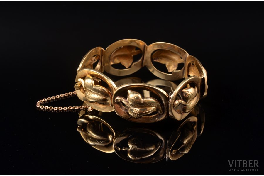 a bracelet, gold, 750, 18 k standard, 27.33 g., the item's dimensions 17.5 х 2.2 cm, the diameter of the bracelet 5.5 cm, 1886, by Sohlman Gustav Alexander, Russia, Finland