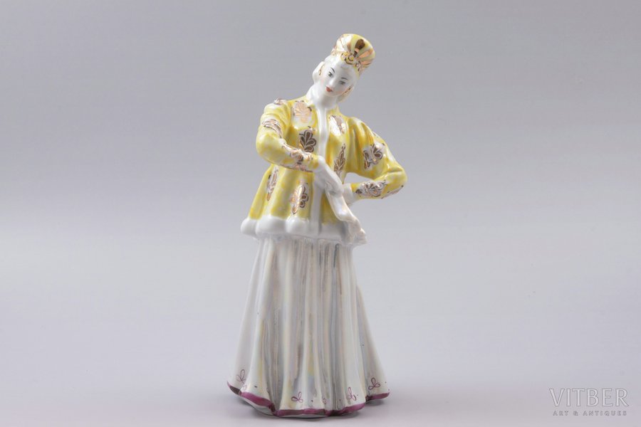 figurine, Lebedushka, porcelain, USSR, DZ Dulevo, molder - Asta Brzhezitckaya, the 50ies of 20th cent., 21 cm, second grade