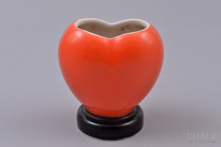 small vase, Little heart, porcelain, J.K. Jessen manufactory, Riga (Latvia), 1940-1944, 5.5 cm