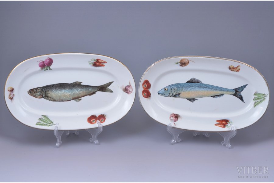 pair of dishes, for serving fish dishes, faience, M.S. Kuznetsov manufactory, Riga (Latvia), the 20-30ties of 20th cent., 29.8x17.5 cm, first grade
