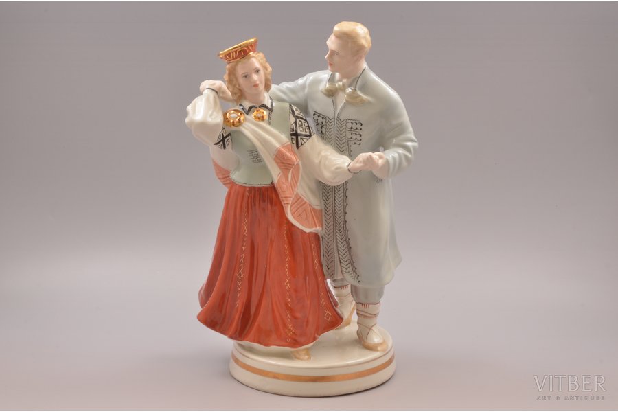 figurine, Folk dance, porcelain, Riga (Latvia), USSR, Riga porcelain factory, molder - Zina Ulste, 1954-1962, h 33 cm, first grade, wrist restoration