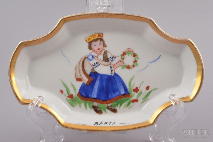 small tray, "Bārta", porcelain, J.K. Jessen manufactory, signed painter's work, Riga (Latvia), the 30-40ties of 20th cent., 14х8.6 cm, first grade