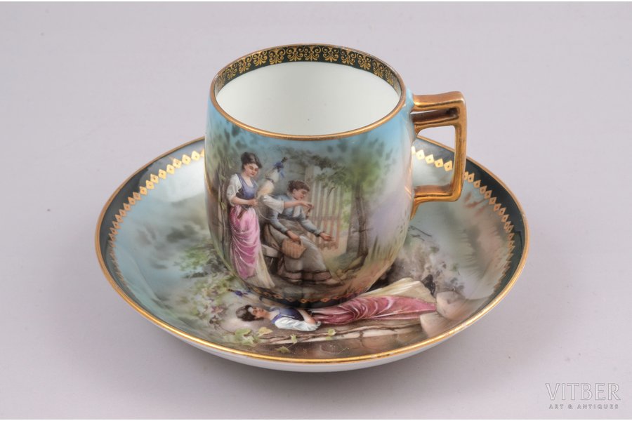 coffee steam, Silk yarn, hand-painted, porcelain, sculpture's work, M.S. Kuznetsov manufactory, Russia, the 2nd half of the 19th cent., Ø of saucer 11.5 cm, H of cup 5.5 cm