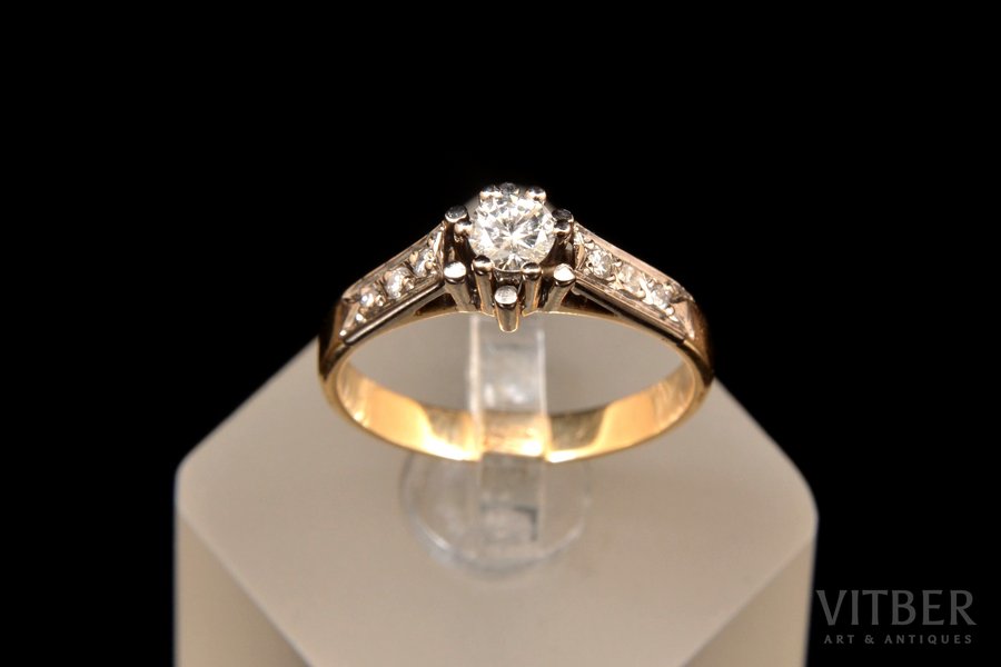a ring, gold, 750, 18 k standa...
