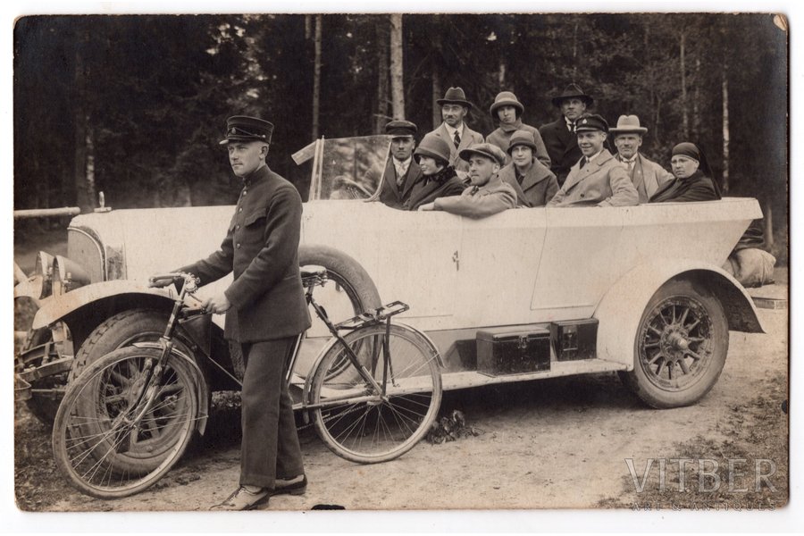 photography, passenger car, Latvia, 20-30ties of 20th cent., 14x9 cm