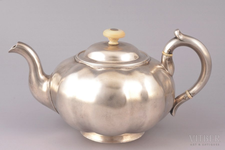 small teapot, silver, 84 standard, 491.5 g, gilding, 12 x 22.5 x 14 cm, by Carl Seipel, 1858, St. Petersburg, Russia