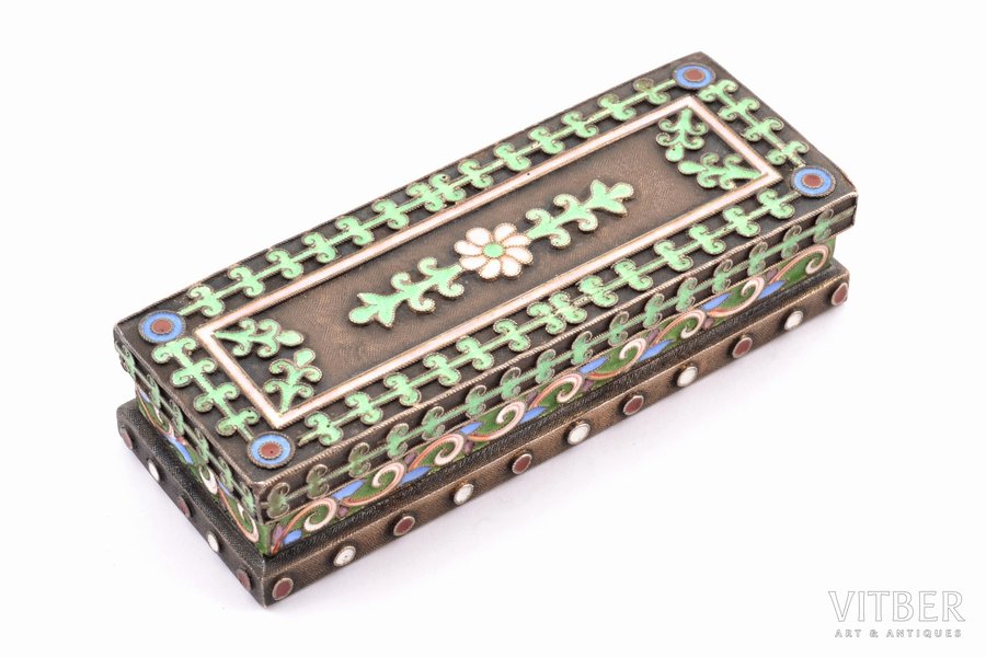 pill box, silver, 84 standard, 135.80 g, cloisonne enamel, gilding, 3.4 x 9.3 x 2.1 cm, workshop of Maria Semenova, 1896-1907, Moscow, Russia