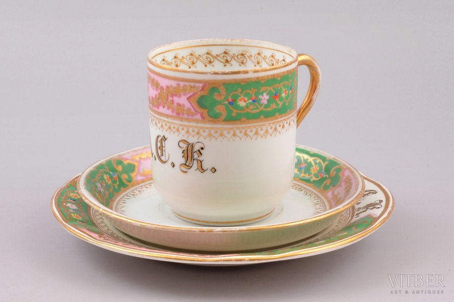 tējas trio, porcelāns, fajanss, M.S. Kuzņecova rūpnīca, Rīga (Latvija), Krievijas impērija, 1872-1887 g., Ø (apakštasītes) 15.4 cm / 12.7 cm, h (tasīte) 7 cm