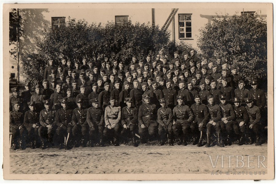 фотография, Латвийская армия, группа солдат, кавалер ордена Лачплесиса, Латвия, 30-е годы 20-го века, 11.2 х 17 см