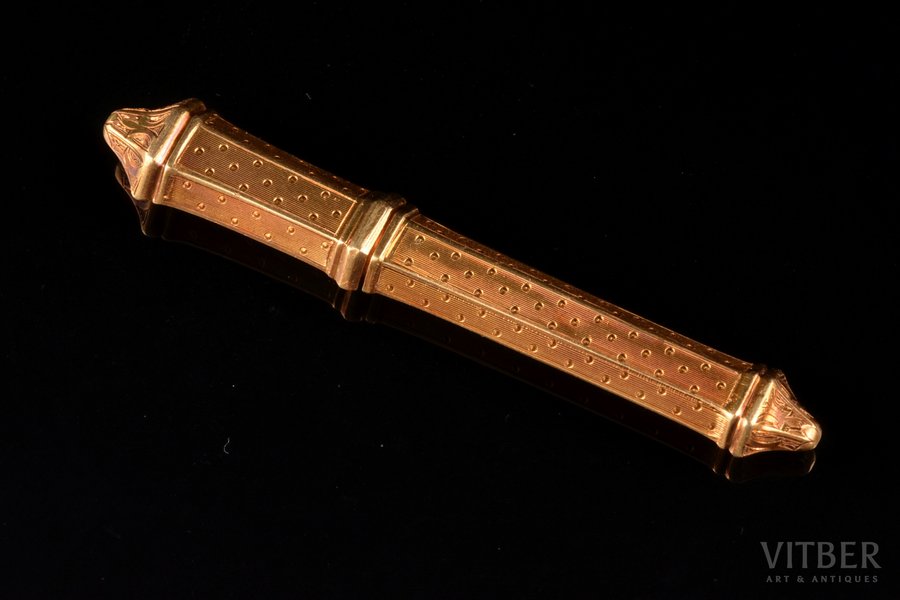 needle bed, gold, 750 standard, 6.05 g., the item's dimensions 7.3 x 1.2 x 0.7 cm, 1838-1847, Paris, France