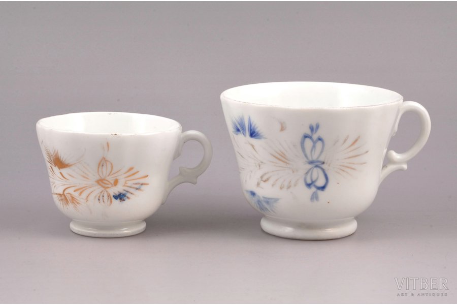 2 small cups, porcelain, M.S....