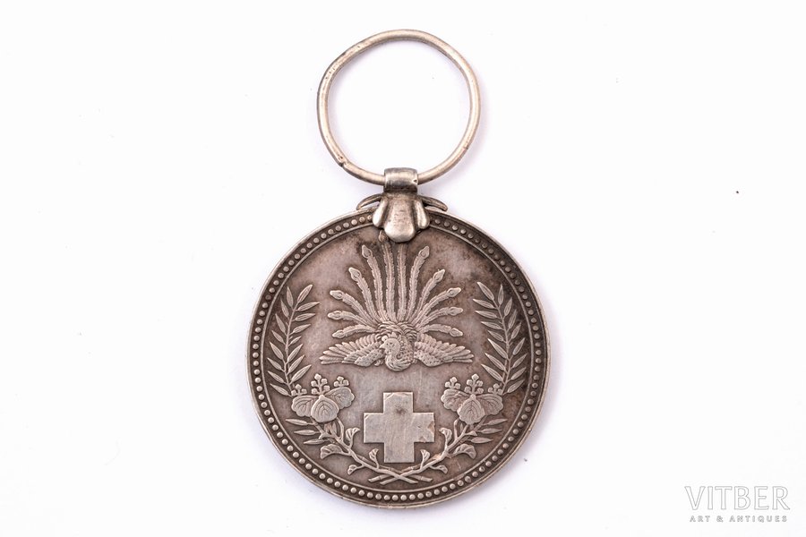 медаль специального члена Японского Красного Креста для мужчин, была учреждена в 1888 году во время правления японского императора Мэйдзи, серебро, 1900-1917 г., 33 x 29 мм, 10.50 г