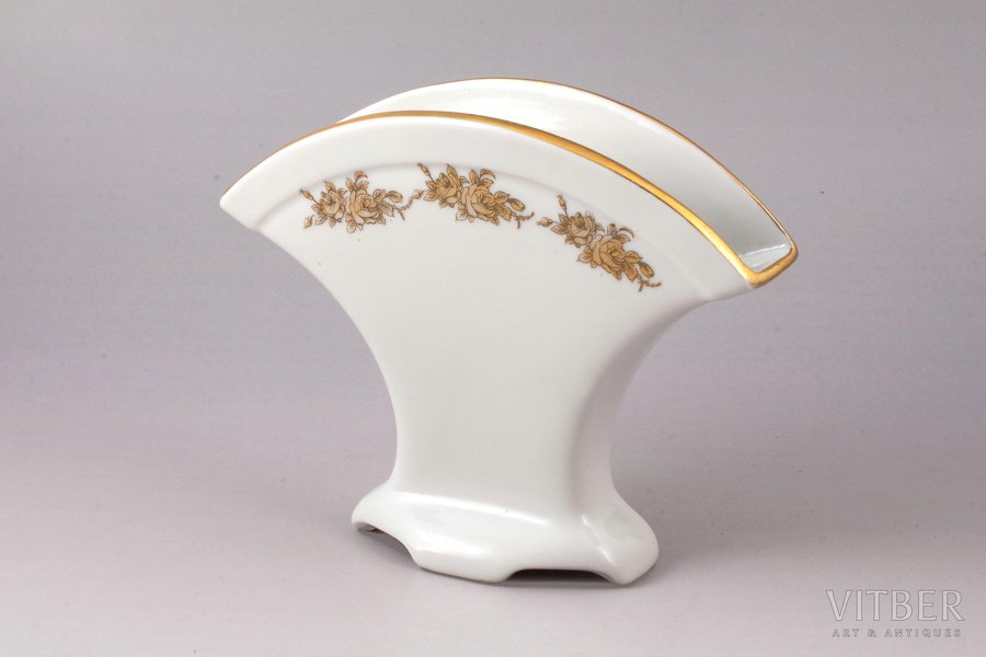 serviette holder, porcelain, M.S. Kuznetsov manufactory, Riga (Latvia), 1934-1940, h 14 cm, second grade