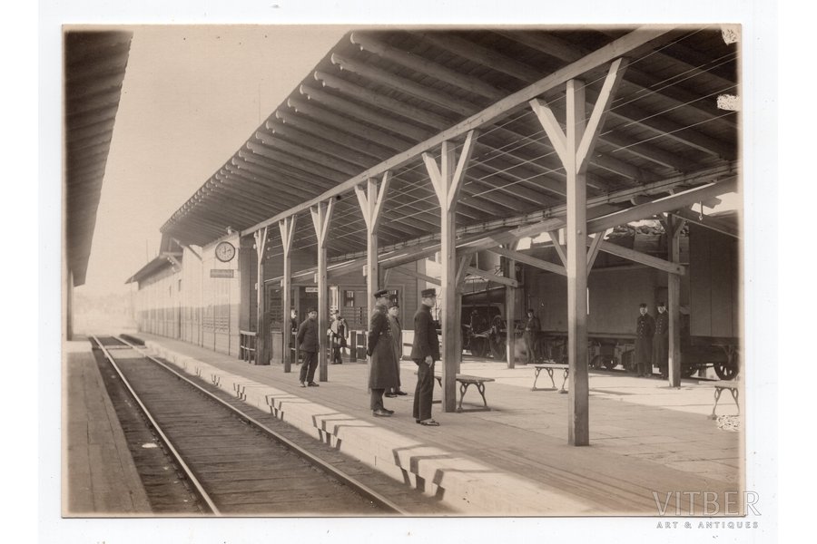 photography, Riga, Dvinsky railway station, Latvia, 20-30ties of 20th cent., 17.5x12.5 cm
