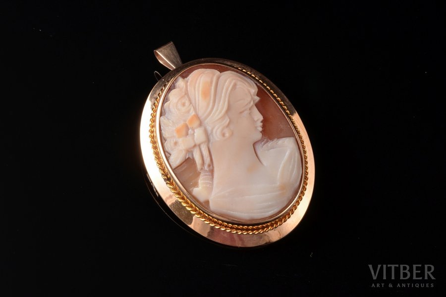pendant-brooch, cameo, gold, 585 standard, 6.240 g., the item's dimensions 3.5 x 2.8 cm, Finland