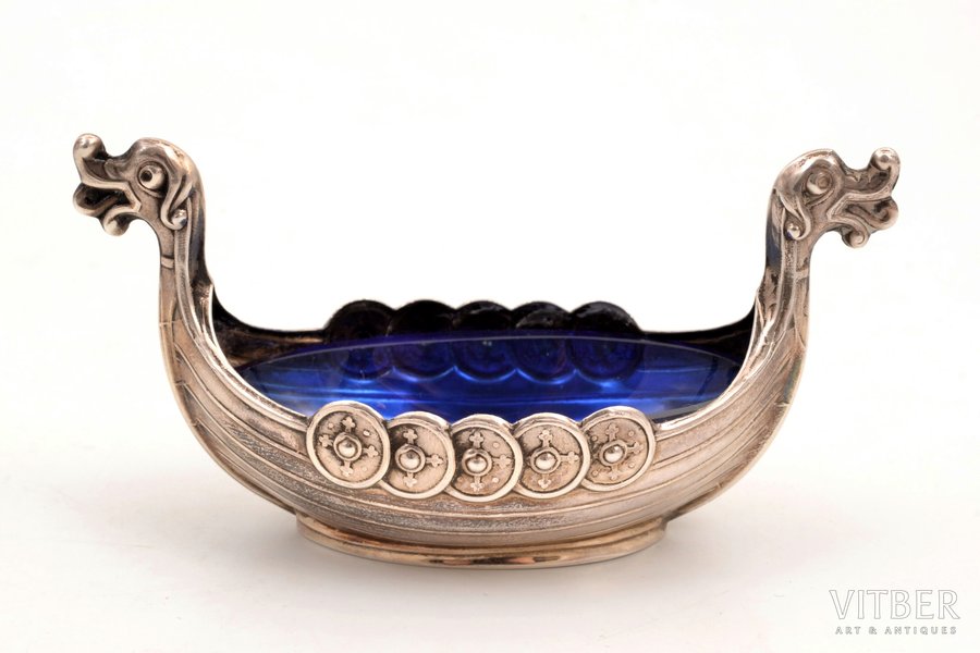 saltcellar, silver, "Boat", 925S standard, silver weight 17.6 g, with glass insert, 3.4 x 8.3 x 4.2 cm, Norway