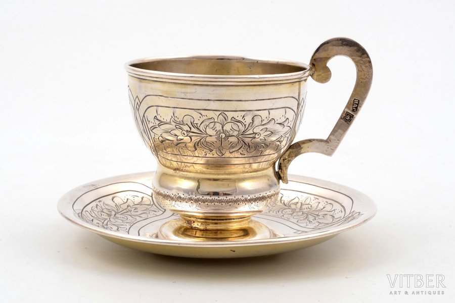 coffee pair, silver, 84 standard, total weight of items 118.9  g, engraving, gilding, h (cup, with handle) 7 cm, Ø (saucer) 10.8 cm, by Ivan Sveshnikov, 1884, Moscow, Russia
