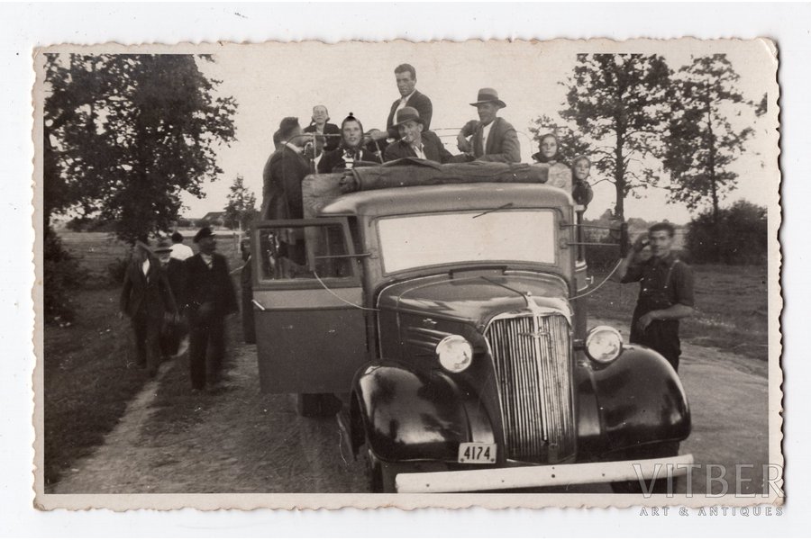 photography, passenger car, Latvia, 20-30ties of 20th cent., 13,6x8,6 cm