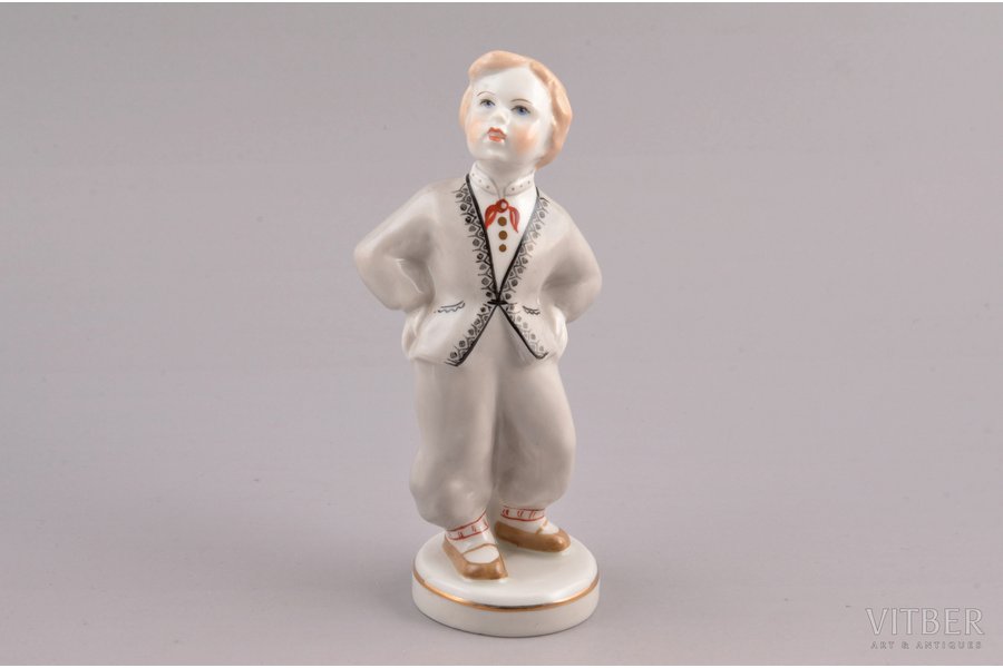 figurine, Folk dance (boy), porcelain, Riga (Latvia), Riga porcelain factory, molder - Leja Novozeneca, the 50-60ies of 20th cent., 14 cm, first grade