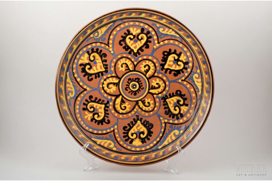 decorative plate, ceramics, hand-painted, Riga (Latvia), the 1st half of the 20th cent., Ø 36.5 cm