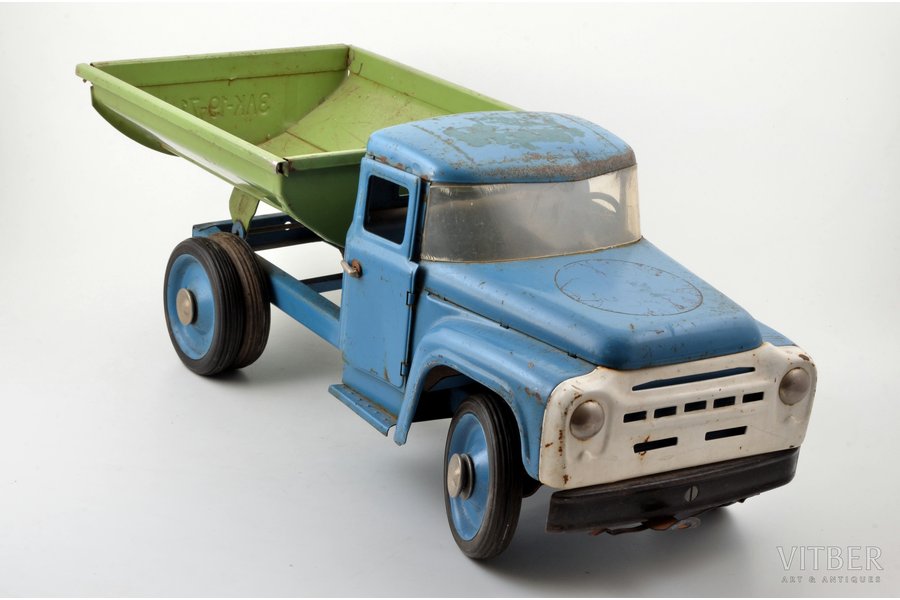 a toy, Dump truck ZIL-130, 53.5 x 22 x 20, metal, USSR, the 60-70ies of 20th cent., hydraulics in working condition