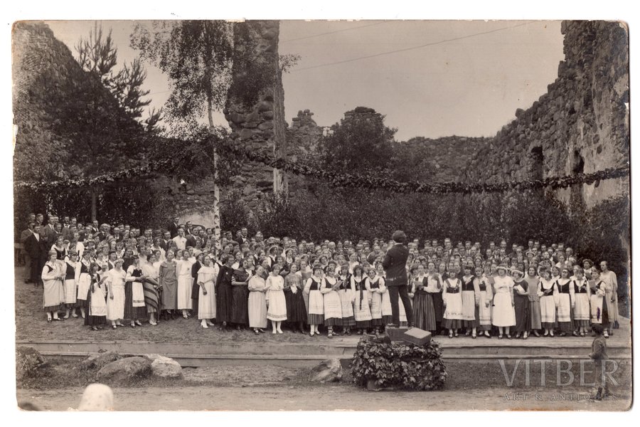 фотография, Праздник песни, Рауна (Ронненбург), Латвия, 20-30е годы 20-го века, 14x8.8 см