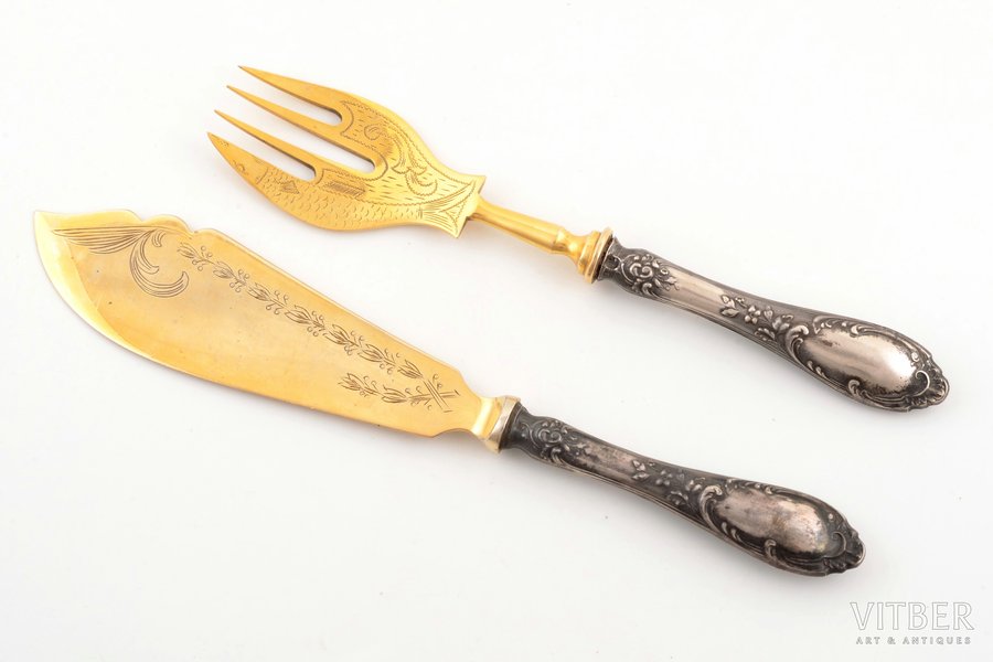 flatware set: fork and knife,...