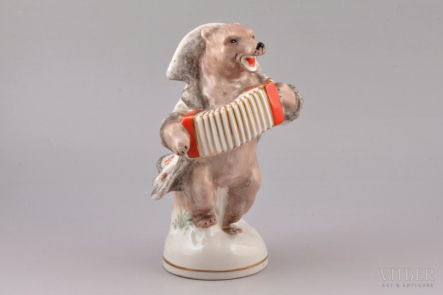 figurine, Bear playing accordion, porcelain, Riga (Latvia), USSR, sculpture's work, Riga porcelain factory, molder - Tatiana Kryzhanovskaya, the 50ies of 20th cent., 19.2 cm, later this model went into production at the Gorodnitsky Porcelain Factory