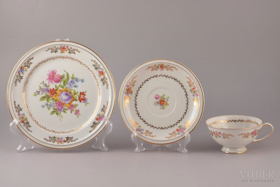 tea trio, porcelain, M.S. Kuznetsov manufactory, Riga (Latvia), 1937-1940, Ø (saucers) 19.7 / 15.6 cm, h (cup) 5.5 cm, second grade
