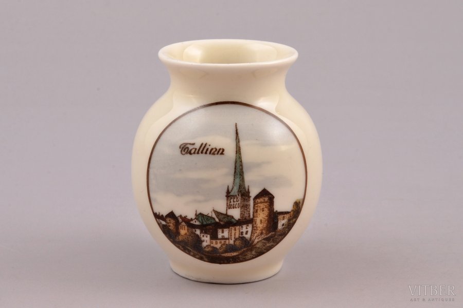small vase, "Tallinn", porcelain, Langebraun, Estonia, the 20-30ties of 20th cent., h 6 cm