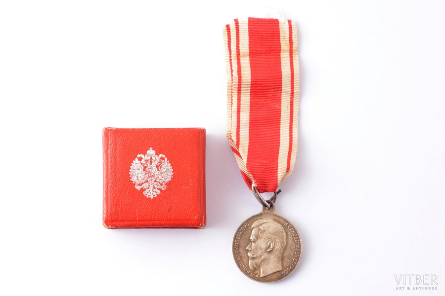 медаль, За усердие, Николай II, серебро, Российская Империя, начало 20-го века, 35.6 x 30.3 мм, с футляром