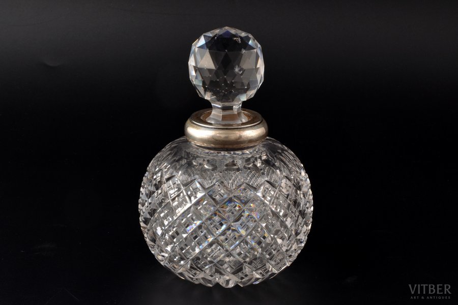 smaržu pudelīte, sudrabs, 925 prove, kristāls (slīpēts stikls), Ø 10.8 cm, h (ar korķi) 15.5 cm, Londona, Lielbritānija, nošķēlumi uz korķa, nelieli nošķēlumi kakliņa iekšpusē