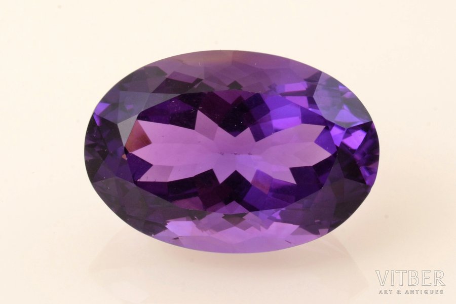 аметист, с сертификатом, 44.26(4) кт, ~28.5 x 19.6 x 14.6 мм, Clarity - Transparent, форма и вид огранки - Oval, Mixed cut, цвет - Purple