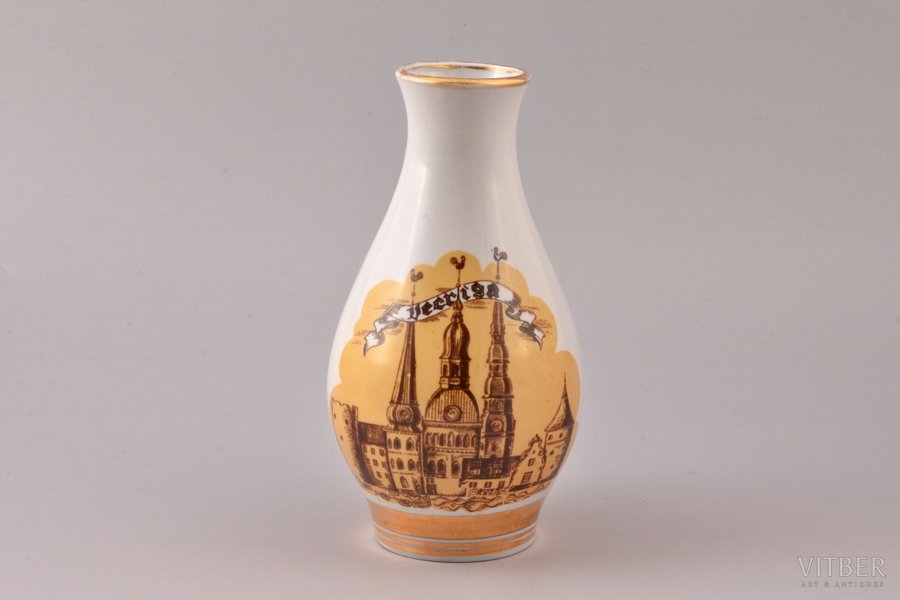 vase, "Old Riga", porcelain, sculpture's work, Riga (Latvia), USSR, h 17.8 cm