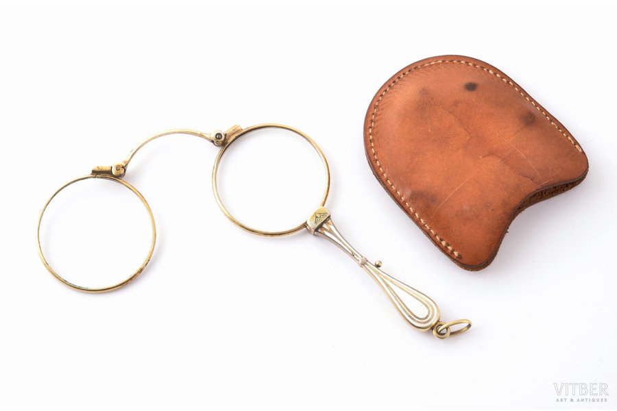 lorgnette, in original case, metal, glass, enamel (minor defects), the 1st half of the 20th cent., 10.3 x 4.3 (folded)