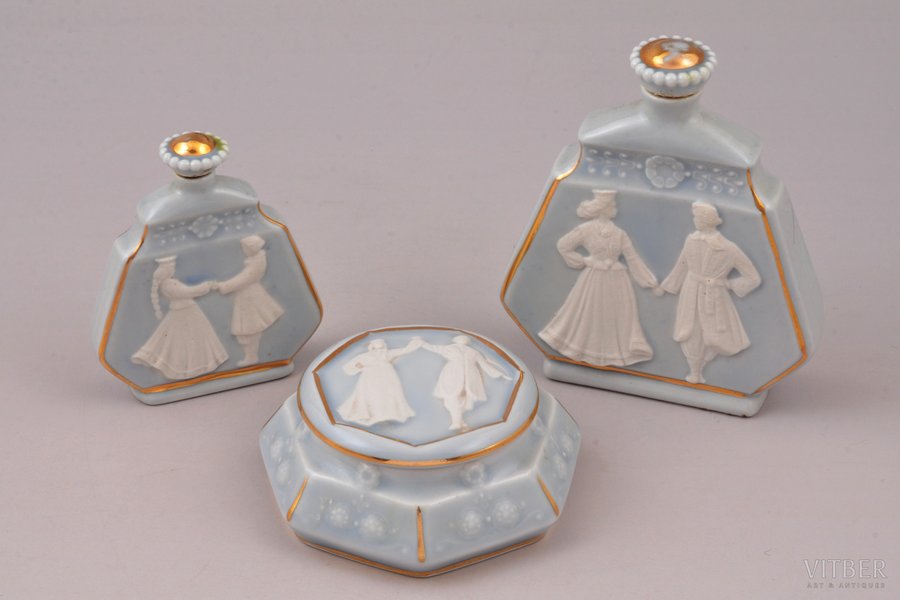 perfume set, 3 items, porcelain, Rīga porcelain factory, shape by Zina Ulste, Riga (Latvia), 1956-1970, h (perfume bottles) 9.5 / 7 cm, case Ø 7.7 cm, second grade