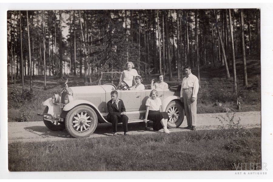 фотография, легковой автомобиль, Латвия, 20-30е годы 20-го века, 13.8х8.8 см