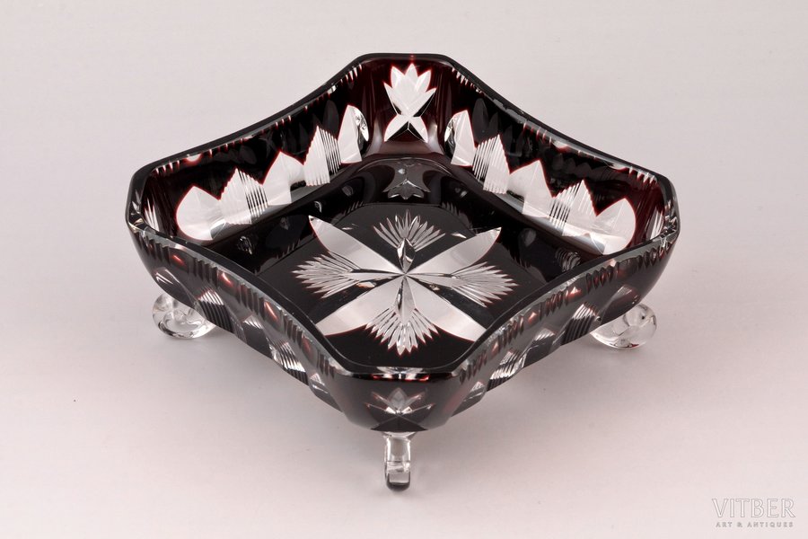 candy-bowl, "Bohemia" crystal, Czechoslovakia, the 50ies of 20th cent., 16 x 16 x h 6 cm