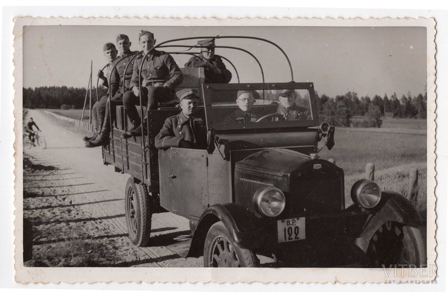 фотография, Латвийская армия, грузовой автомобиль, Латвия, 20-30е годы 20-го века, 13.8х8.8 см