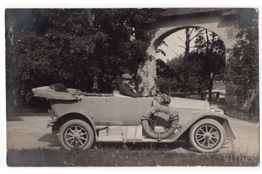 fotogrāfija, vieglā automašīna, Latvija, 20. gs. 20-30tie g., 14х8.8 cm