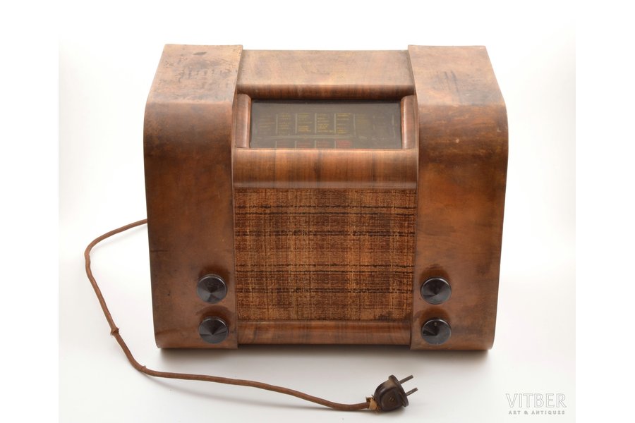 radio receiver, VEF Super 3MD/36, VEF (Valsts elektrotehniskā fabrika), Latvia, the 30ties of 20th cent., 31 x 39 x 23.7 cm, wooden case
