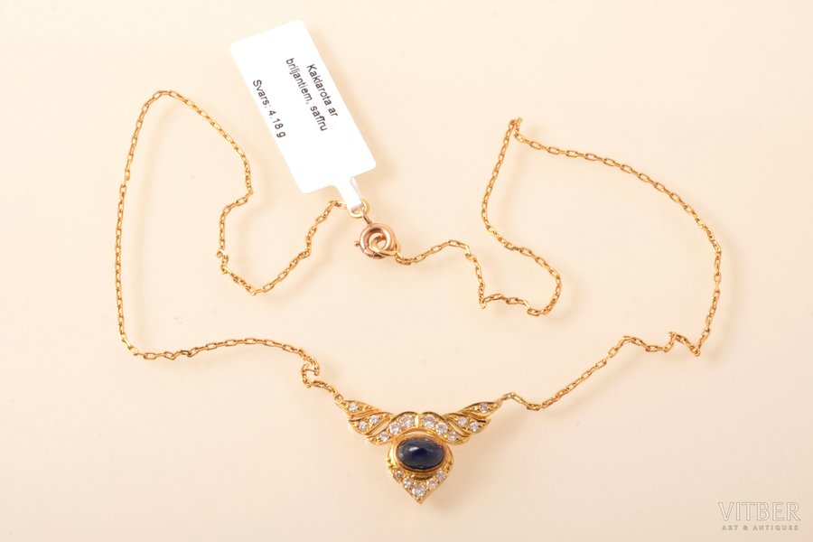 a necklace, gold, 750 standard, 4.18 g., diamonds, sapphire, length 37.5 cm
