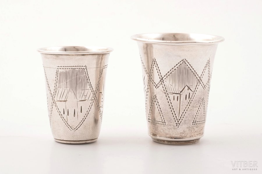 pair of beakers, silver, 84 standard, total weight of items 34.5 g, engraving, h 4.1 / 4.6 cm, 1896-1917, Moscow, Kostroma, Russia