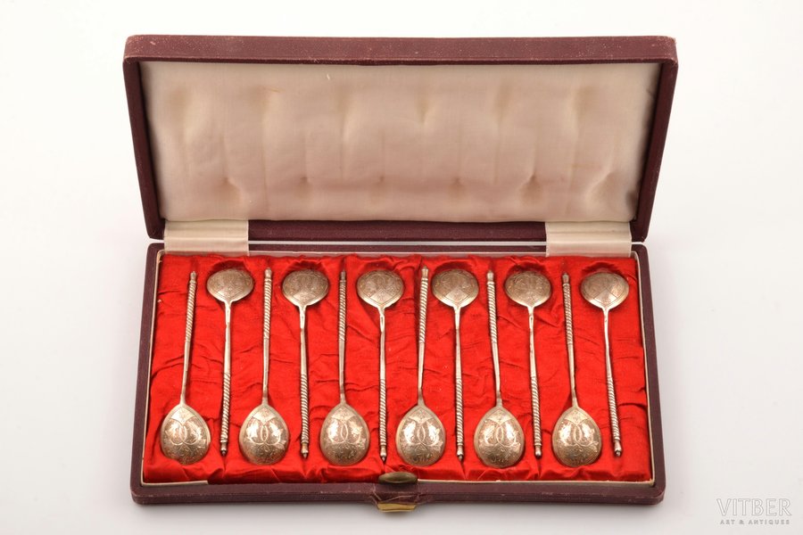 set of 12 coffee spoons, silver, 84 standard, total weight of items 115.75 g, engraving, gilding, 10.8 cm, 1887, Moscow, Russia, in a box