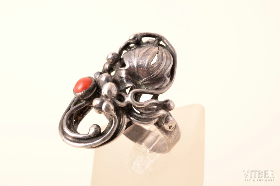 a ring, silver, 925 standard, 10.14 g., the size of the ring 17.75, coral, Poland